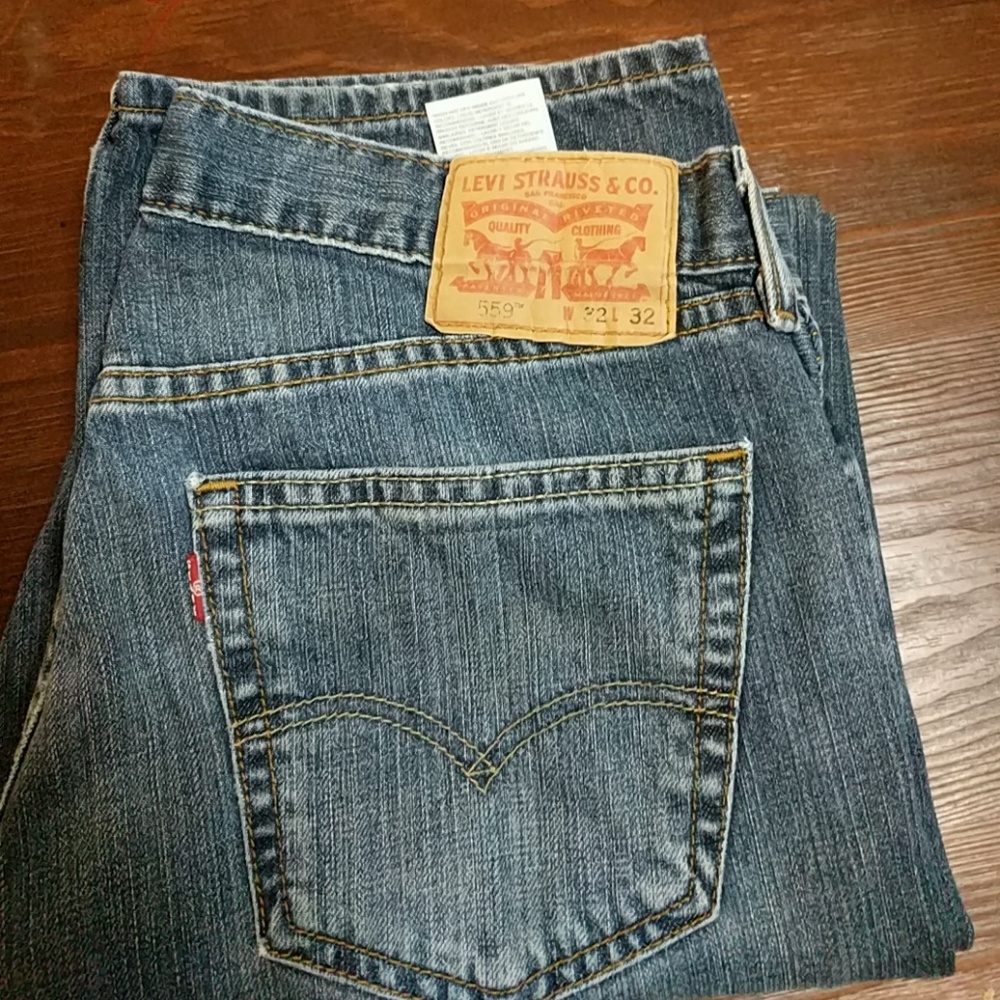 Levis Mens 559